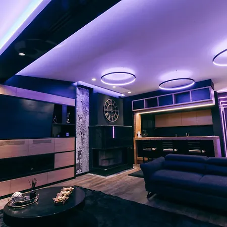 The View Penthouse1 *