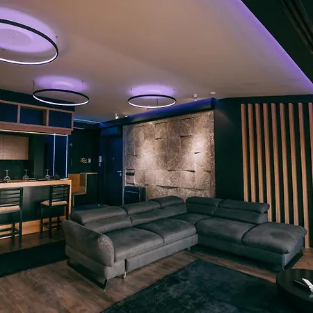 The View Penthouse1 كورتشي